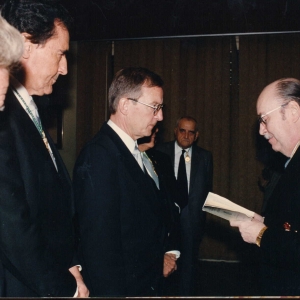 Ingreso del Ilmo. Sr. Dr. D. Juergen B. Donges, 16 de Abril de 1998 - 16/04/1998